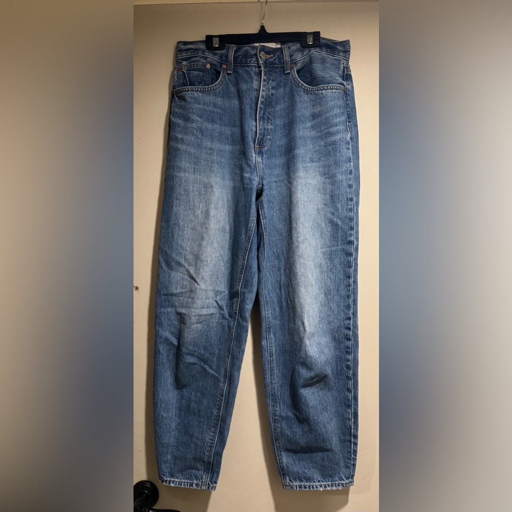 Aritzia High Rise Jeans